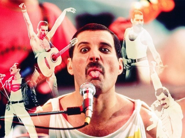 Freddie Mercury è vivo e canta insieme a noi. Fuoriprogramma al concerto dei Green Day, il tributo è da brividi La folla si scalda cantando ‘Bohemian Rhapsody‘ dei Queenprima dell’esibizione dei Green Day a Londra