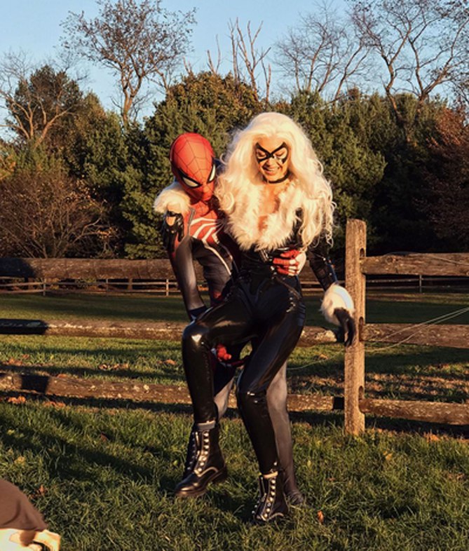 Gigi Hadid e fidanzato Halloween vip