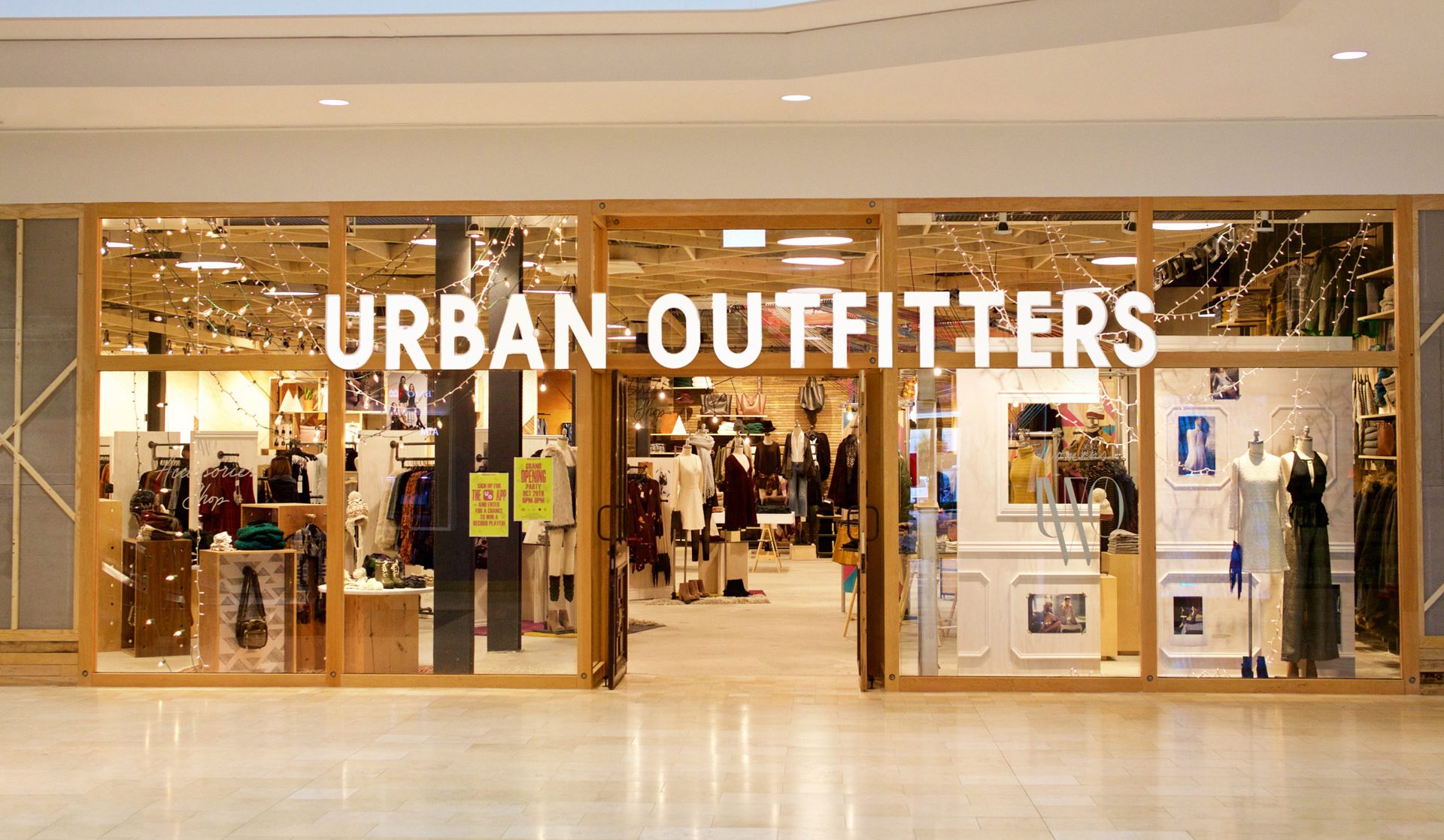 urban outfitters apre a Milano