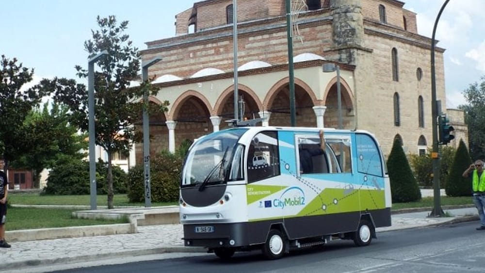 bus senza autista a Milano