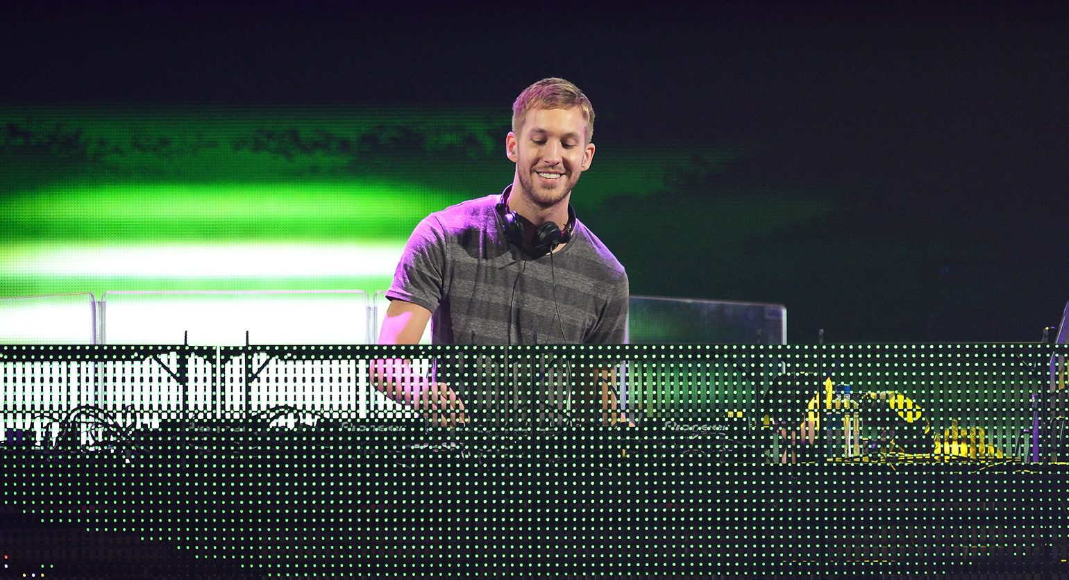 Calvin Harris nuova canzone con Dua Lipa 'One Kiss'