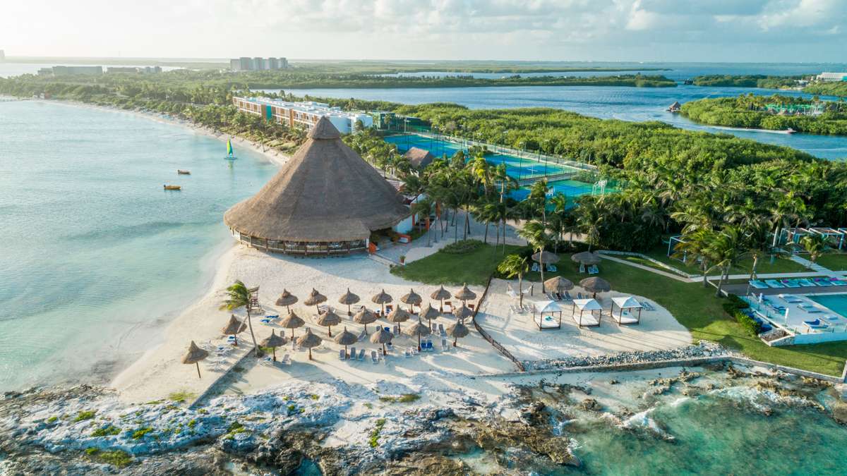 Messico offerta lavoro per testare spiagge e resort di lusso