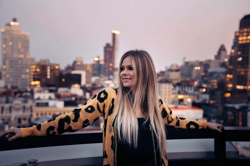 Avril Lavigne a Milano YOUparti Lorenzini District