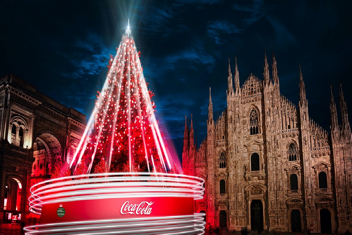 Coca Cola realizza l'albero di Natale a Milano YOUparti