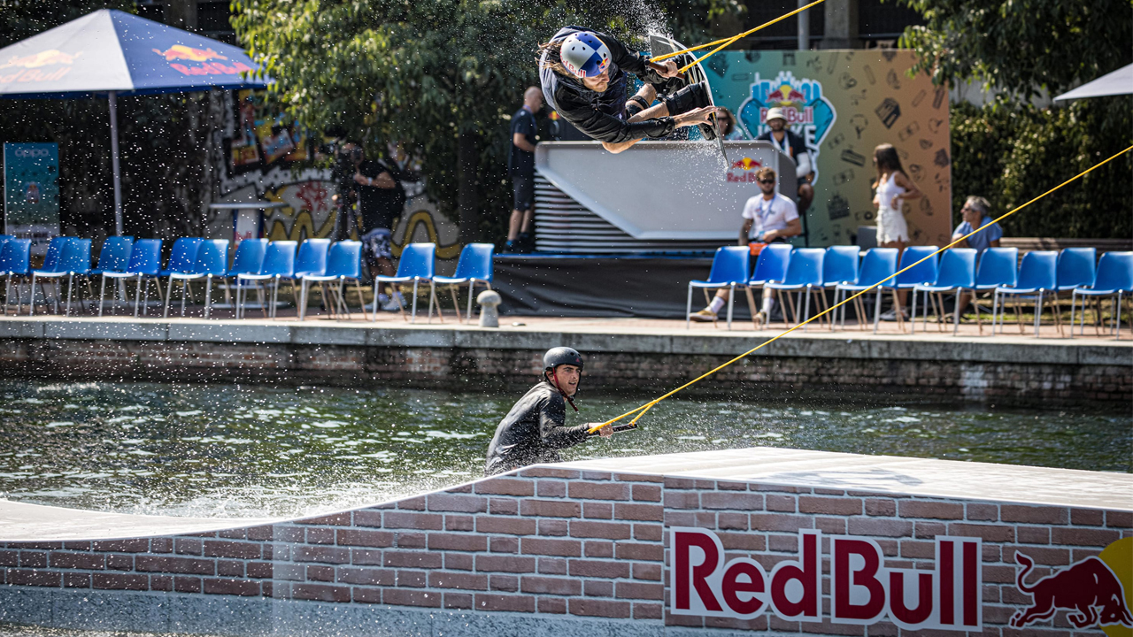 Red Bull Wake The City a Milano YOUparti
