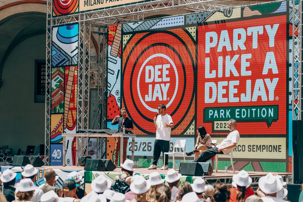 PARTY LIKE A DEEJAY | Speakers' Corner di RADIO DEEJAY YOUparti